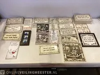 Ca. 33x tegeltjes o.a. spreuktegels, meerdere dezelfde - afbeelding 1 van  7