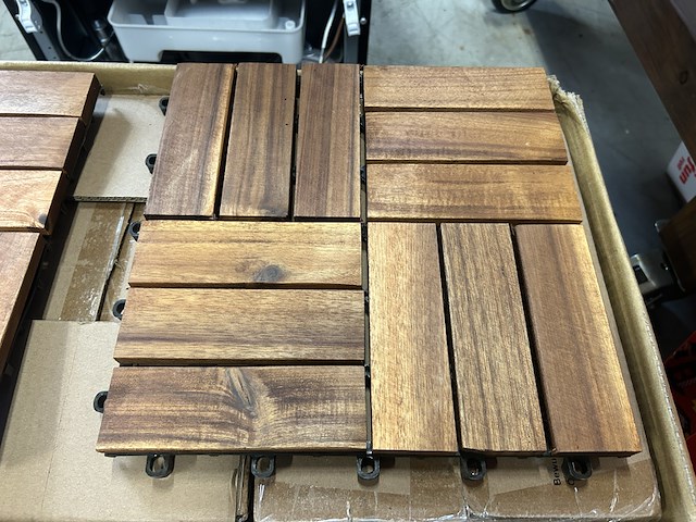 Ca. 33x tuintegel acacia hout - afbeelding 2 van  3