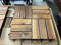 Ca. 33x tuintegel acacia hout - afbeelding 2 van  3