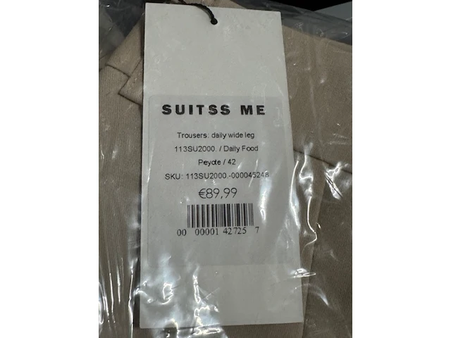 Ca. 34x broek en 37x colbert, suitss me, daily food, peyote - afbeelding 1 van  8