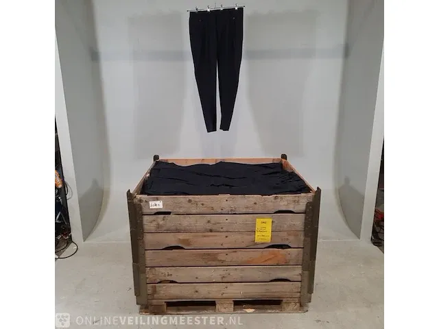 Ca. 350x broek - afbeelding 1 van  9