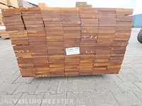 Ca. 35x basralocus hardhouten planken geschaafd, 21x145mm, lengte 300cm - afbeelding 3 van  3