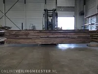 Ca. 35x eikenhouten plank