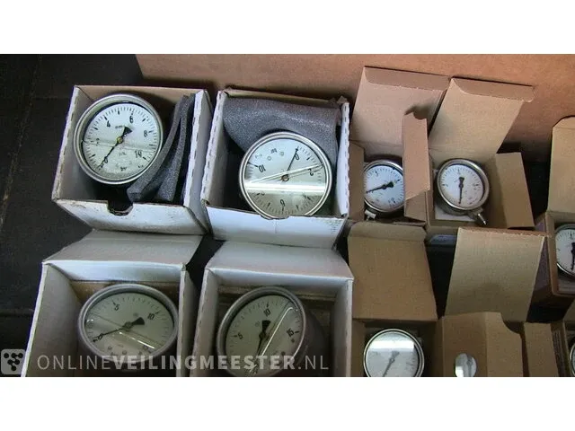 Ca. 35x volledig rvs manometers baumer, manfred junnemann, chemie, rvs - afbeelding 2 van  7