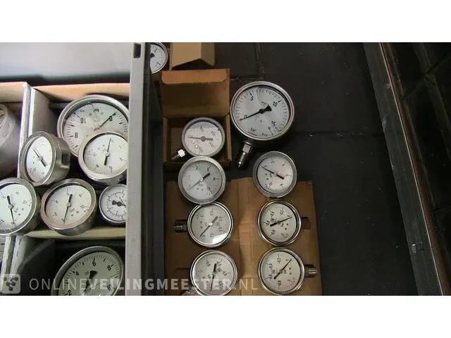 Ca. 35x volledig rvs manometers baumer, manfred junnemann, chemie, rvs - afbeelding 5 van  7