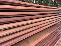 Ca. 37x massaranduba damwand-/ paardenboxprofiel, 28x195mm, lengte 400cm - afbeelding 2 van  3
