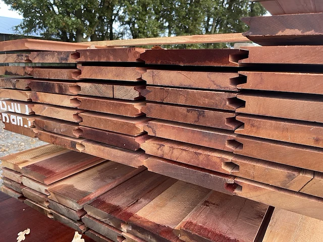 Ca. 37x massaranduba damwand-/ paardenboxprofiel, 28x195mm, lengte 400cm - afbeelding 3 van  3