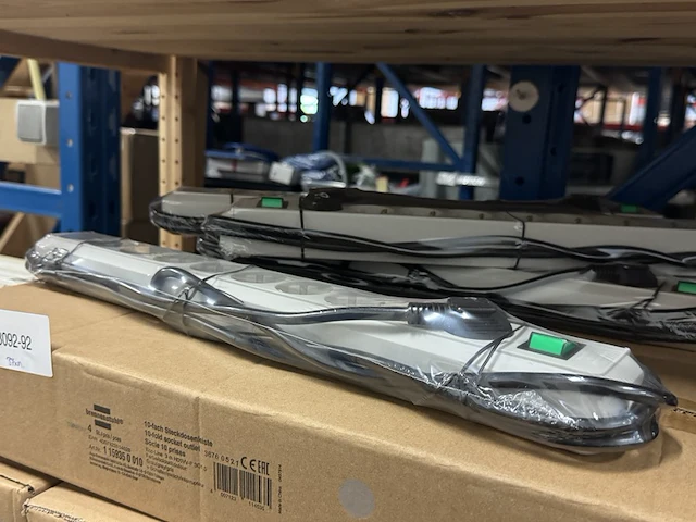 Ca. 37x stekkerdoos met schakelaar 10-voudig 3m brennenstuhl, eco-line, lichtgrijs - afbeelding 3 van  3