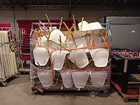 Ca. 37x stoel met houten onderstel, wit - afbeelding 4 van  7