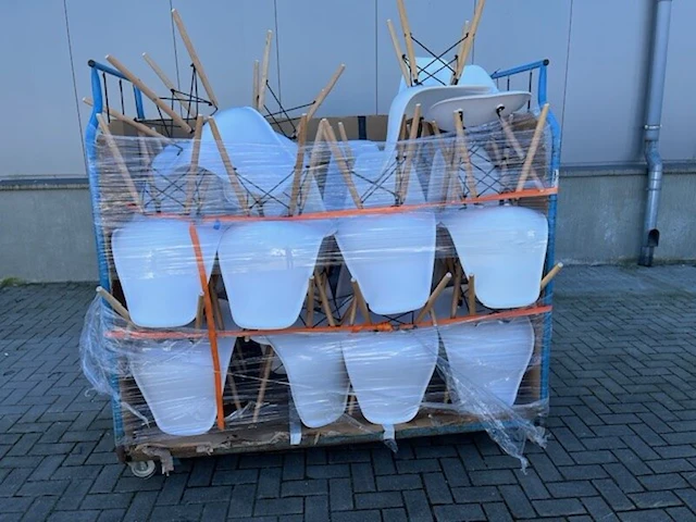 Ca. 37x stoel met houten onderstel, wit - afbeelding 7 van  7