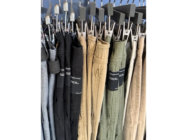 Ca. 38x broek en 2x korte broek tom tailor - afbeelding 4 van  9