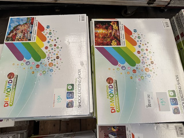 Ca. 38x diamond painting inclusief tools 40x50cm i-wannahave - afbeelding 1 van  7