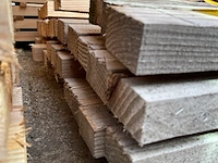 Ca. 38x douglas regels fijnbezaagd, 45x75mm, lengte 400cm - afbeelding 3 van  3