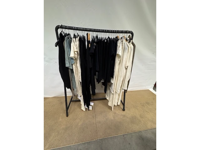 Ca. 38x kleding cashmere so good to wear - afbeelding 1 van  4