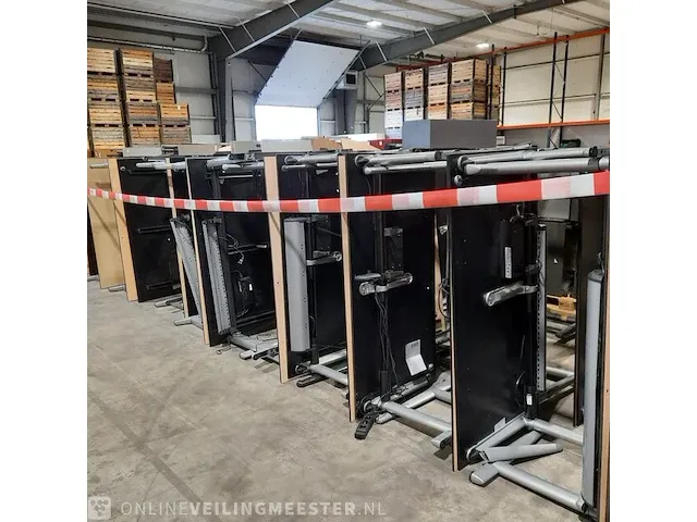 Ca. 39x bureau o.a. ahrend - afbeelding 7 van  7