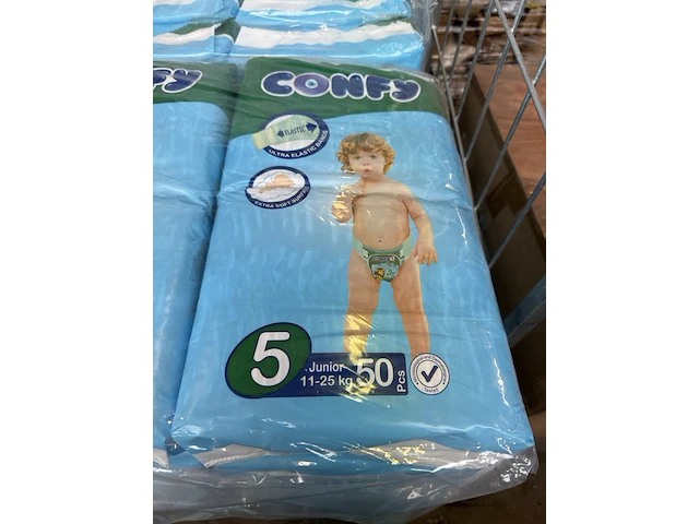 Ca. 400x luier maat 5 junior 11-25 kg (8 pakken van 50 stuks) confy - afbeelding 2 van  2