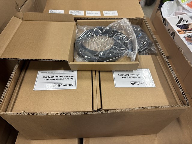 Ca. 40x aansluitsnoer met stekker 5 meter solovoltaik - afbeelding 2 van  4