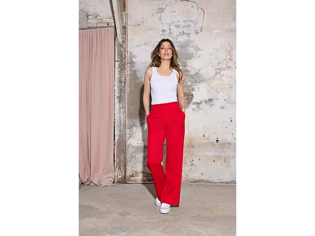 Ca. 40x broek en 38x colbert, suitss me, off-beat, barbados cherry - afbeelding 5 van  8