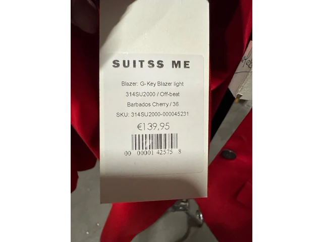 Ca. 40x broek en 38x colbert, suitss me, off-beat, barbados cherry - afbeelding 8 van  8