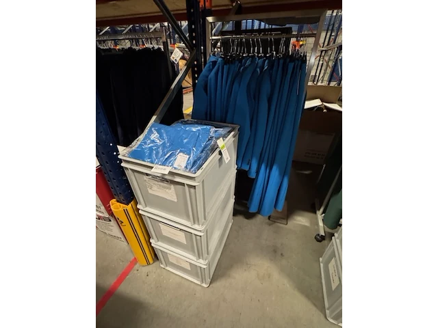 Ca. 40x broek en 52x colbert, suitss me, daily food, indigo bunting - afbeelding 2 van  10