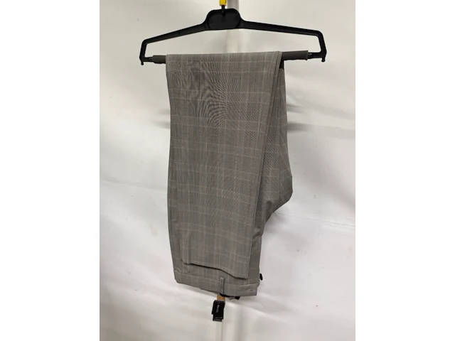 Ca. 40x colbert en ca. 44x broek rw&co en selected homme - afbeelding 14 van  25