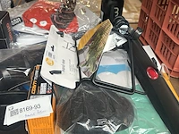 Ca. 40x diverse fietsonderdelen en -accessoires, w.o. axa, basil, bosch, thule - afbeelding 12 van  13