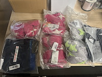 Ca. 40x diverse (sport)kleding en accessoires, w.o. adidas, ultrasport - afbeelding 1 van  7