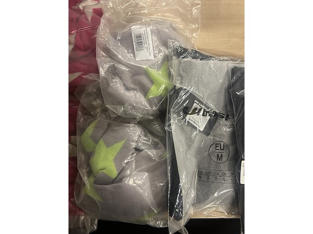 Ca. 40x diverse (sport)kleding en accessoires, w.o. adidas, ultrasport - afbeelding 5 van  7