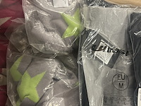 Ca. 40x diverse (sport)kleding en accessoires, w.o. adidas, ultrasport - afbeelding 5 van  7