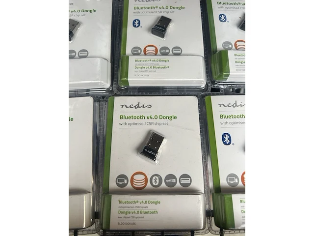 Ca. 40x diversen w.o. siemens aardlekautomaten, bluetooth dongles - afbeelding 5 van  6