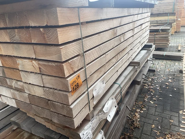 Ca. 40x douglas balken fijnbezaagd, 75x200mm, lengte 300cm - afbeelding 4 van  4