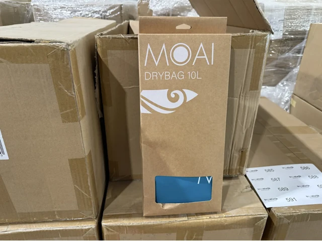 Ca. 40x drybag petrol 10liter, moai - afbeelding 4 van  6