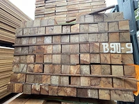 Ca. 40x massaranduba palen fijnbezaagd , 70x70mm, lengte 20/275cm 20/305cm - afbeelding 3 van  3