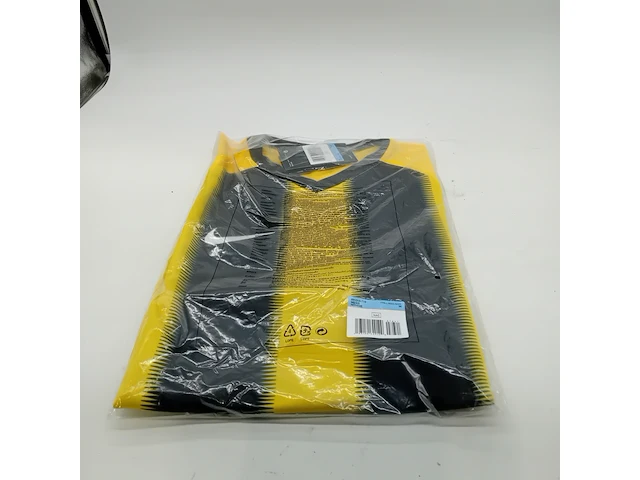 Ca. 40x t-shirt, maat m, nike - afbeelding 1 van  4