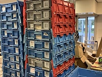 Ca. 40x verzendkratten met klapdeksel afsluitbaar - afbeelding 2 van  4