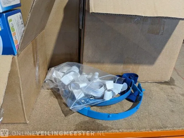 Ca. 4200x medische mondkapjes inherent - afbeelding 3 van  4
