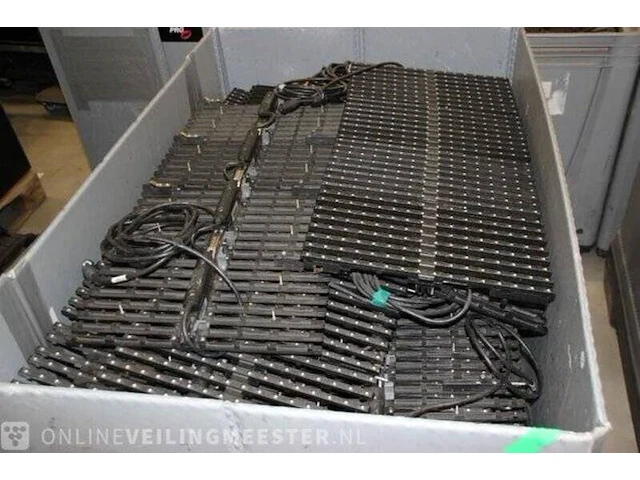 Ca. 426x led screen barco, mitrix 4,424 - afbeelding 4 van  12