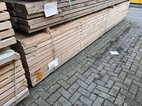 Ca. 42x douglas balken fijnbezaagd, 50x150mm, lengte 500cm - afbeelding 4 van  4