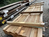 Ca. 42x douglas regels fijnbezaagd, 35x70mm, lengte 500cm - afbeelding 1 van  3