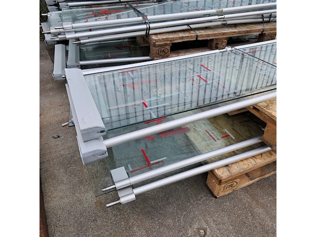 Ca. 42x (ns materiaal) glazen treincoupé deur - afbeelding 5 van  12