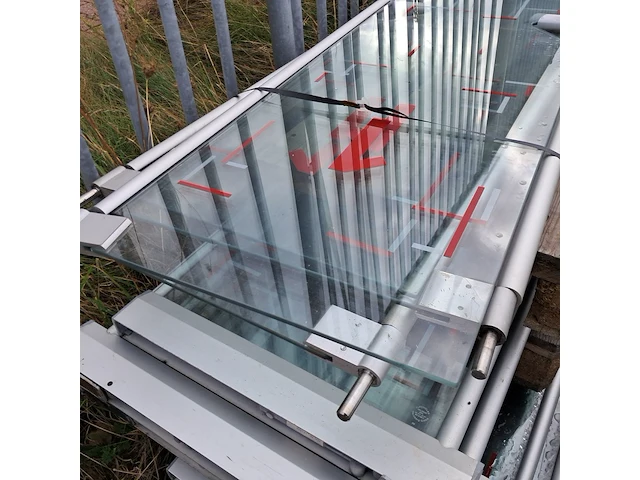 Ca. 42x (ns materiaal) glazen treincoupé deur - afbeelding 11 van  12