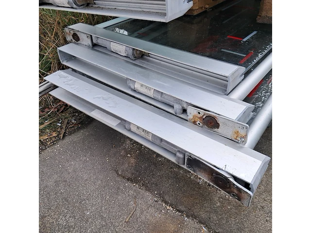 Ca. 42x (ns materiaal) glazen treincoupé deur - afbeelding 12 van  12