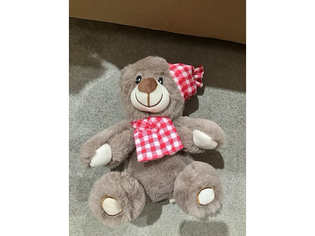 Ca. 42x teddybeer met muts en sjaal - afbeelding 3 van  4