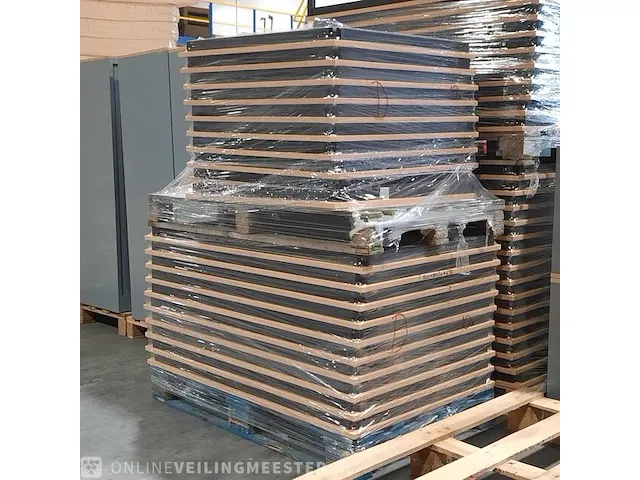 Ca. 43x kantinetafel - afbeelding 10 van  10