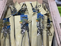 Ca. 440x blikkenopeners, jetline - afbeelding 1 van  3