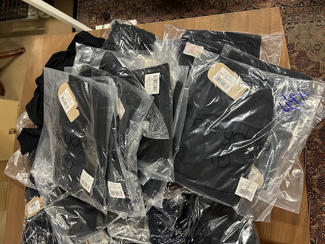 Ca. 44x diverse kleding w.o. vesten en thermo kleding, berydale, zwart - afbeelding 7 van  12