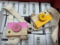 Ca. 44x houten kinderspeelgoed speelgoedcamera - afbeelding 6 van  6