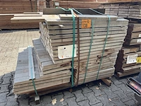 Ca. 452x ipé regels fijnbezaagd, 31x80mm, lengte 144/35cm, 168/65cm, 128/95cm, 12/125cm - afbeelding 2 van  3