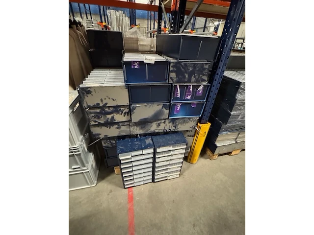 Ca. 45x assortibox 16-ladig en 24-ladig, raaco, blauw - afbeelding 4 van  4