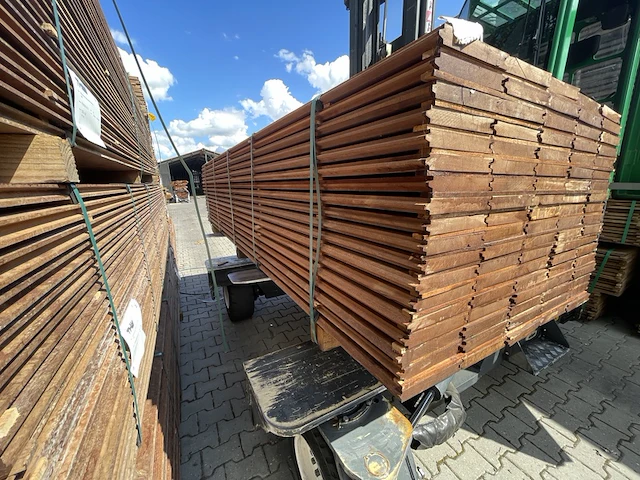 Ca. 45x massaranduba damwand- / paardenbox profiel, 28x200mm, lengte 500cm - afbeelding 2 van  4